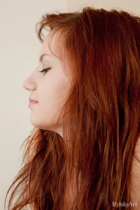 European Redhead with Big Tits Spreads Her Shaved Pussy on the Bed – photo 13 of 16