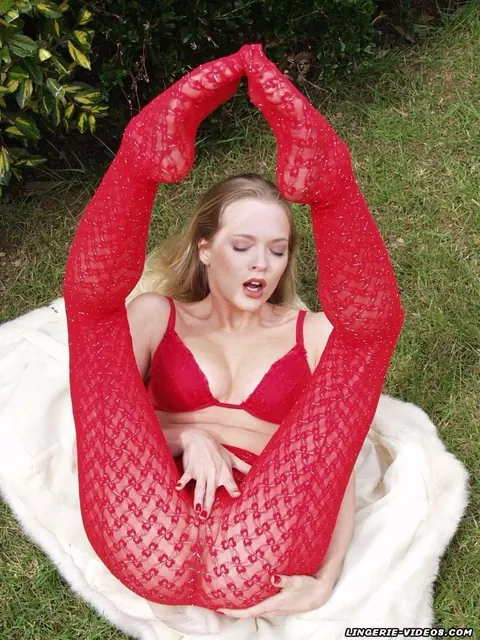 Tamara Noon: British Blonde MILF Pulls Down Her Red Pantyhose Outdoors – photo 9 of 12