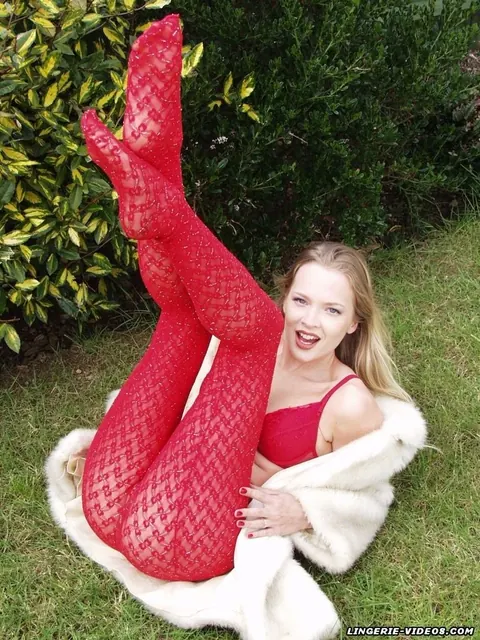 Tamara Noon: British Blonde MILF Pulls Down Her Red Pantyhose Outdoors – photo 3 of 12