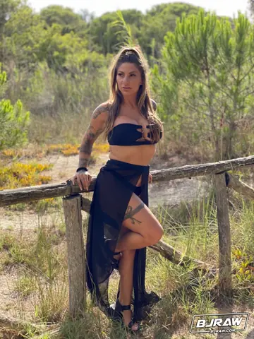 Tattooed Brunette MILF Sucks Cock and Takes a Facial on the Beach