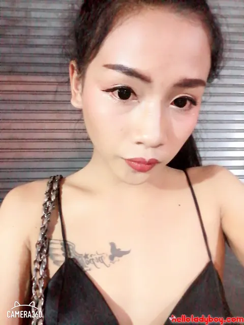 Asian Trans Woman Strips Out of Her Bikini and Poses Nude – photo 4 of 20