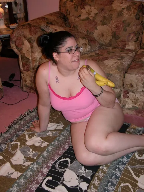 LuLu Garcia: Latina BBW with Big Tits Masturbates with a Dildo and a Banana – photo 1 of 21