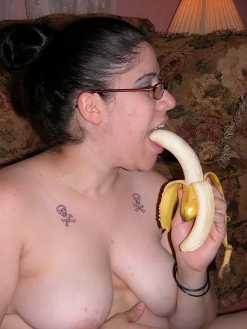 LuLu Garcia: Latina BBW with Big Tits Masturbates with a Dildo and a Banana – photo 20 of 21
