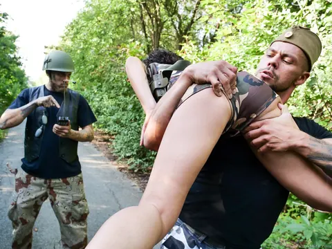 Pammie Lee: Busty Brunette Reveals Her Tits and Pussy on the Forest Road – photo 14 of 15