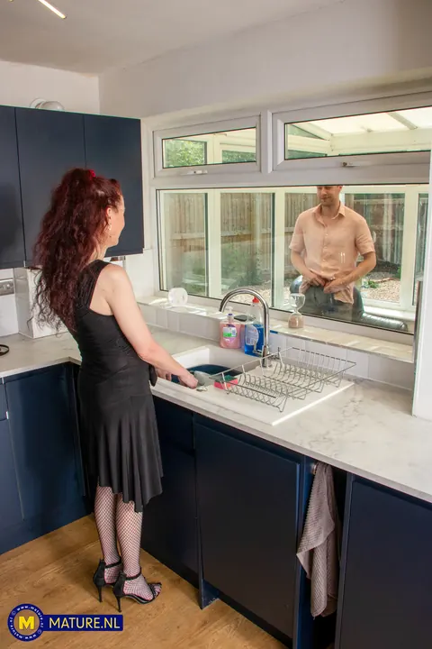 British Redhead MILF Fucks in the Kitchen and Takes a Cumshot – photo 3 of 21