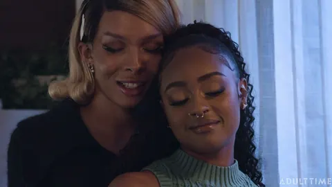 Ebony Trans Woman Fucks Her Female Partner – photo 3 of 21