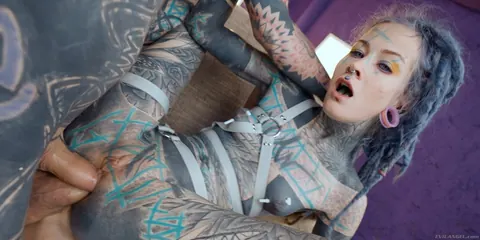 Anuskatzz: Tattooed Brunette Takes Double Anal and Cum on Split Tongue – photo 8 of 15