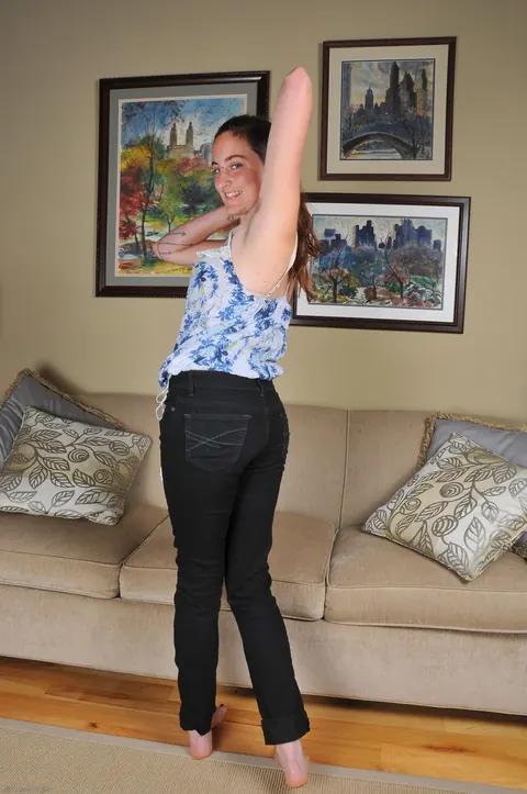 Pale Hairy Woman Spreads Her Legs Wide – photo 4 of 21