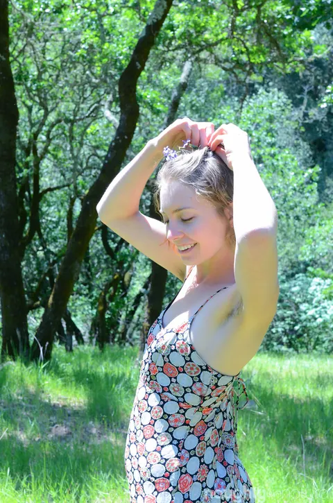 Blonde Undresses Outdoors and Fingers Her Hairy Pussy – photo 2 of 21
