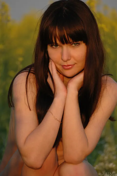 Julia W: Skinny European Brunette Spreads Her Shaved Pussy Outdoors – photo 15 of 21