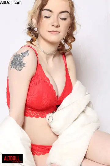 Curly Blonde Strips Out of Her Lingerie to Show Her Big Tits