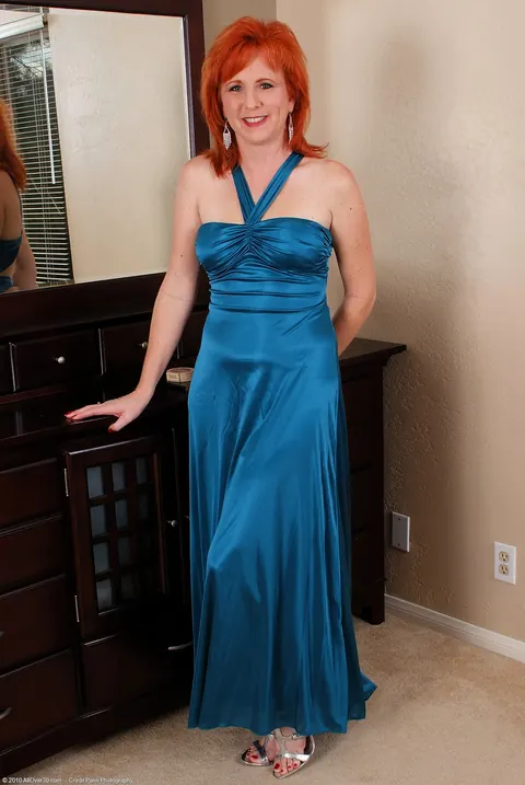 Sasha Brand: Hairy Redhead MILF Strips Out of Her Dress and Spreads – photo 2 of 21