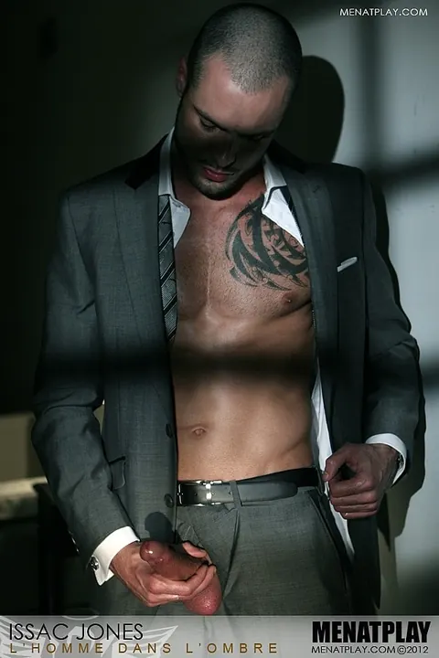 Tattooed Man Strips Nude and Shows His Hard Cock – photo 7 of 14