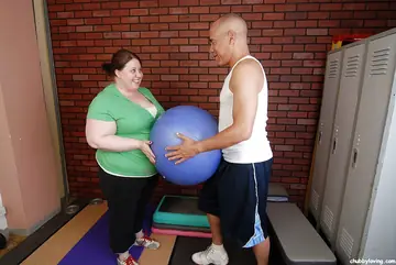 Jellibean – Busty Curvy MILF Takes a Creampie