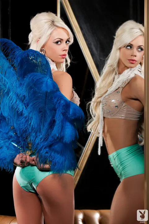 Chloe Crawford: Blonde Centerfold Strips Off Her Lingerie and Shorts Before Mirror – photo 13 of 21