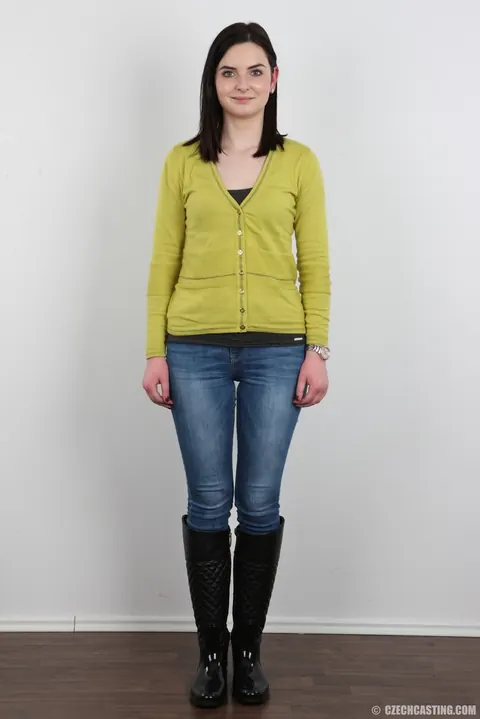 Czech Brunette Strips Out of Her Jeans for Her Birthday – photo 2 of 20