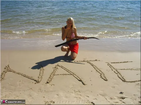 Aussie Jewel: Tall Blonde with Big Tits Poses in a Bikini on the Beach – photo 3 of 16