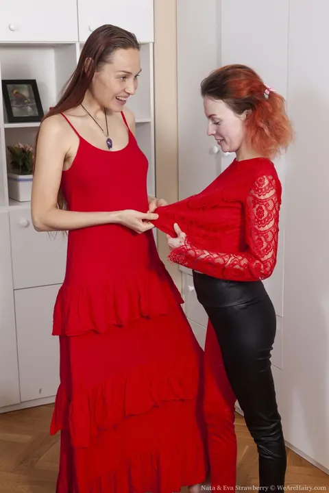 Eva Strawberry: Hairy Redhead and Slim Woman Lick and Finger Each Other – photo 2 of 21
