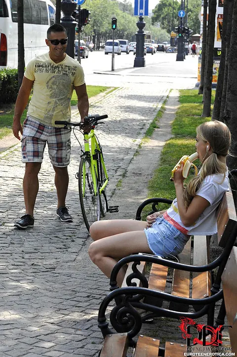 Cayenne Klein: European PAWG Sucks and Rides Outdoors for a Handjob Finish – photo 3 of 16