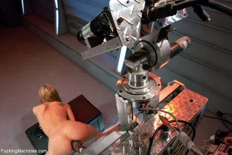 Amy Brooke: Thick Blonde with Big Tits Impales Her Ass on a Machine Dildo – photo 9 of 20