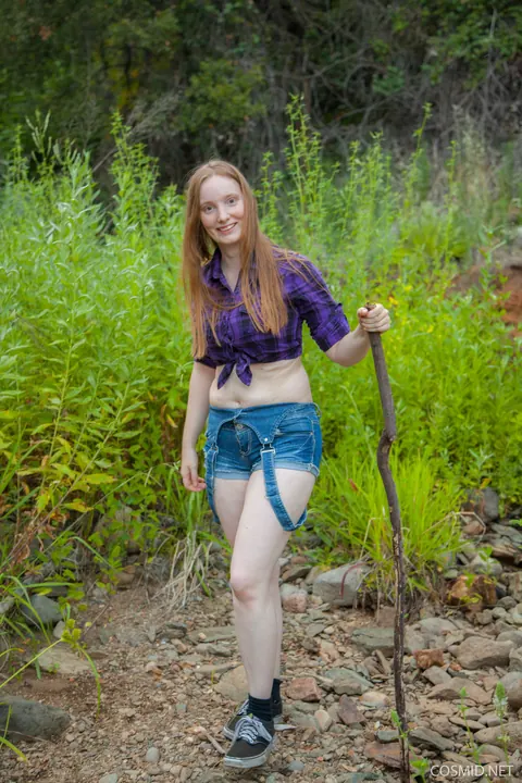Julia Fleming: Tall Redhead BBW Flaunts Her Big Tits Outdoors – photo 3 of 16