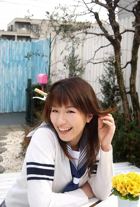 Towa Aino: Japanese Brunette Removes Her Bra in Public Wearing Socks and Uniform – photo 1 of 16