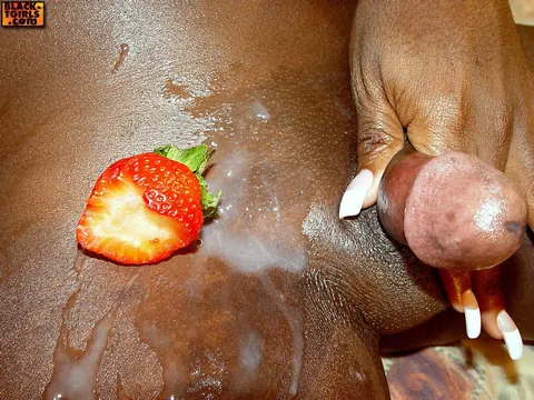 Curvy Ebony Trans Woman Poses Nude and Strokes to Cum – photo 16 of 16