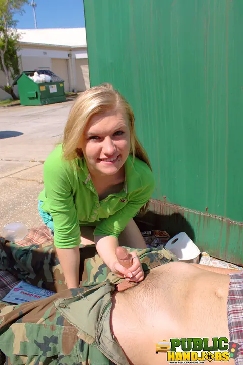 Cassidy Ryan & Raquel Roper: Blonde Latina Gives a Handjob Outdoors – photo 7 of 20