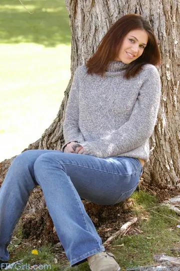 Tall Redhead Takes Anal Outdoors in Jeans