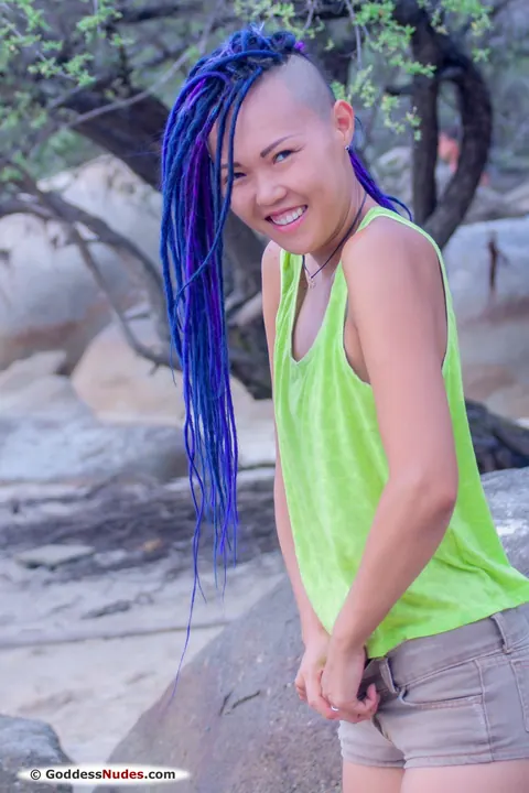 Sweet Julie: Petite Asian Brunette Strips Out of Her Shorts on the Beach – photo 1 of 21