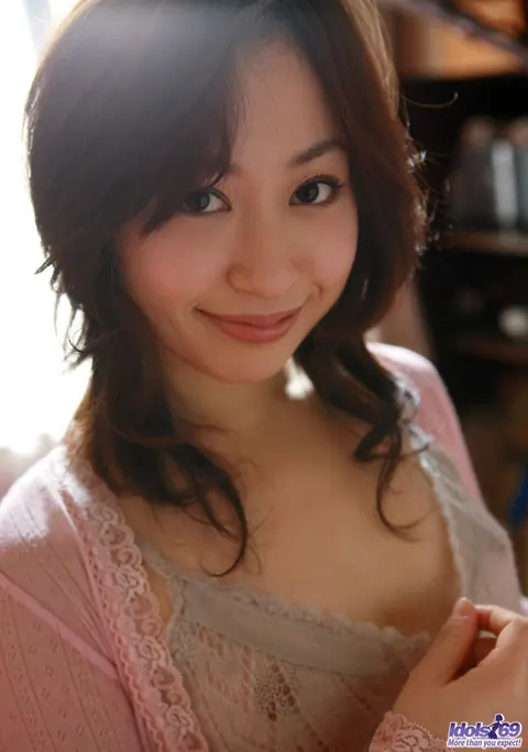 Momo Yoshizawa: Japanese Redhead MILF Shows Her Big Tits and Hairy Pussy on the Bed – photo 14 of 16