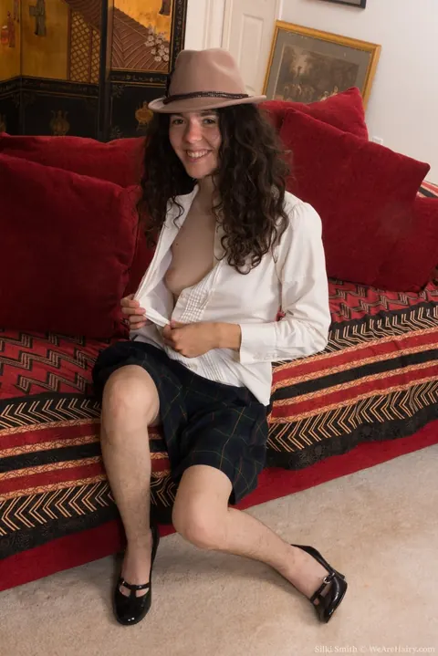 Silki Smith: Brunette in Heels and a Skirt Spreads Her Hairy Pussy – photo 2 of 16