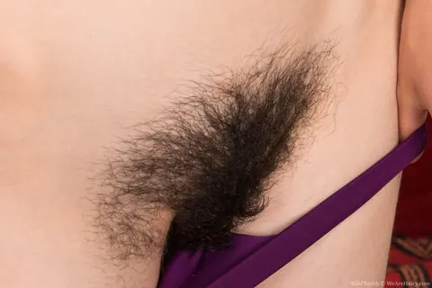 Silki Smith: Brunette in Heels and a Skirt Spreads Her Hairy Pussy – photo 6 of 16
