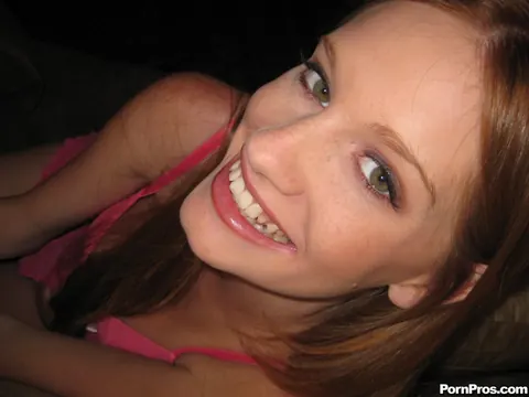 Layla Exx: Thick Pregnant Redhead Undresses and Fingers Her Pussy – photo 13 of 16