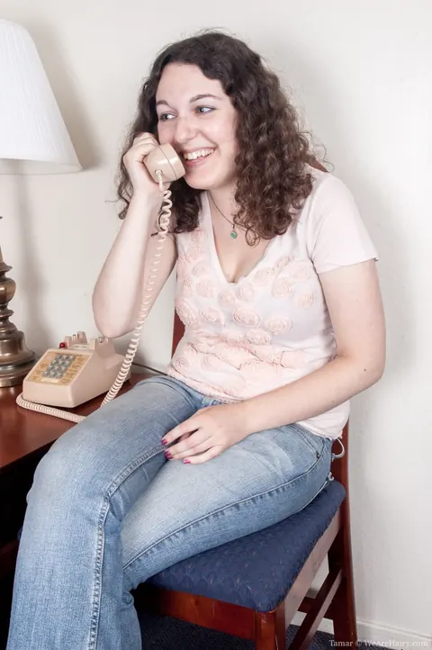 BBW Brunette Fingers Her Hairy Pussy While on the Phone – photo 1 of 21