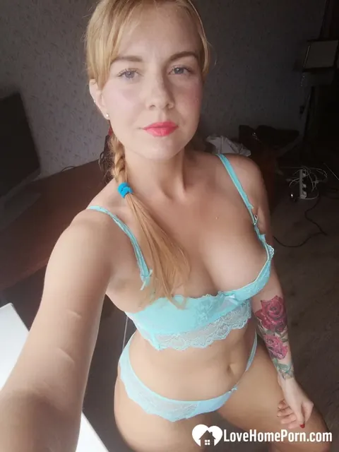 Blonde Takes Mirror Selfies in Turquoise Lingerie and Skirt – photo 1 of 12