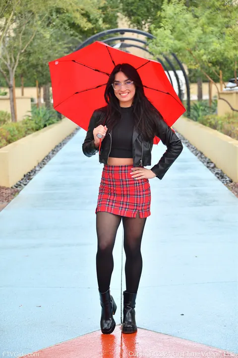 Woman in Stockings and Boots Flashes and Spreads Outdoors – photo 4 of 21