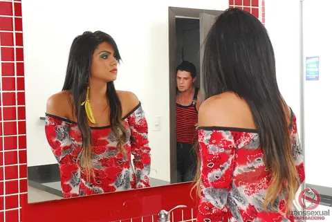 Trans Woman Kisses Her Partner Deeply Before They Fuck Nude – photo 3 of 14
