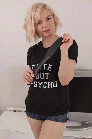 Petite Short-Haired Blonde Spreads Her Hairy Pussy