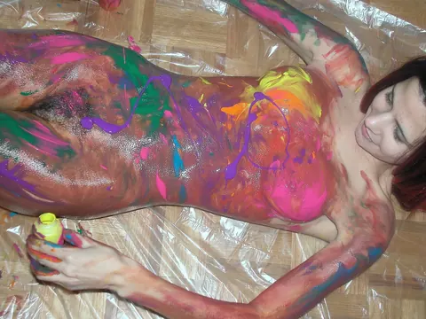Latina Amateur Redhead Poses Nude with Paint on Her Body – photo 12 of 21