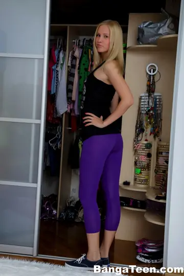 Hailey Ariana – Blonde PAWG in Yoga Pants Gets Fucked and Takes a Facial with Cum in Her Mouth