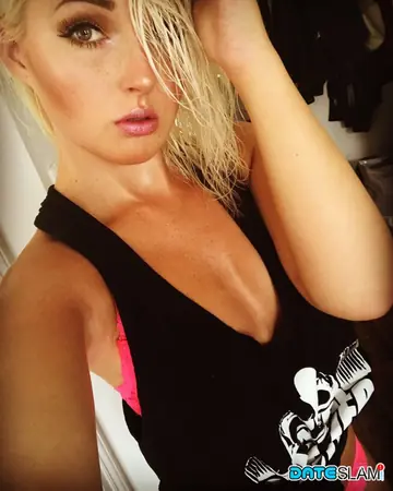 Lovita Fate – Czech Blonde in Lingerie and Glasses Poses for a Mirror Selfie