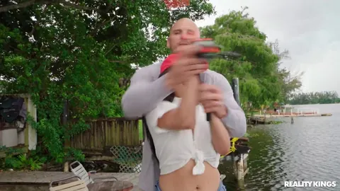 Julz Gotti: Latina with Big Natural Tits Gives Interracial Blowjob Outdoors – photo 2 of 21