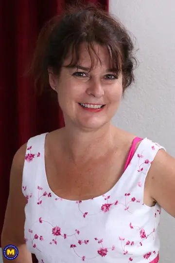 European MILF in Lingerie Toys Her Hairy Pussy