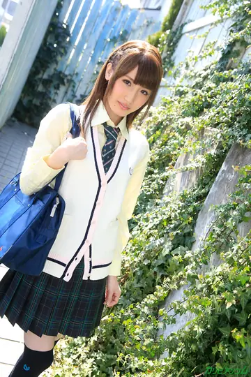 Karin Aizawa – Petite Japanese Brunette in Lingerie Takes a Creampie Outdoors