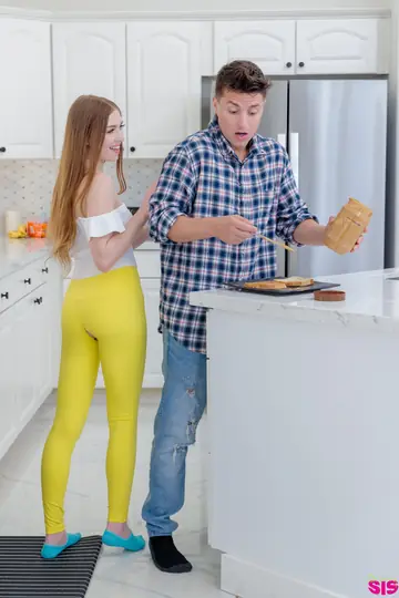 Myra Glasford – Petite Redhead Sucks Cock and Rides Cowgirl in Uniform