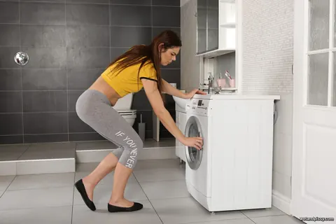 Jessica Bell: Petite Czech Brunette in Yoga Pants Masturbates – photo 1 of 21