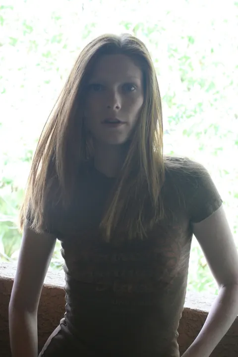 Amelia Rose: Thick Pale Redhead Flaunts Her Tits and Ass in Jeans and Panties – photo 2 of 21