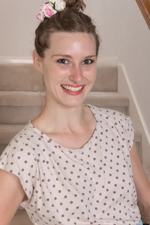 Kiss Montress: Brunette Strips Nude on the Stairs and Shows Her Hairy Pussy – photo 2 of 20