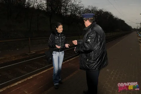 Skinny Brunette Sucks Old Man on a Train for a Ticket – photo 6 of 16
